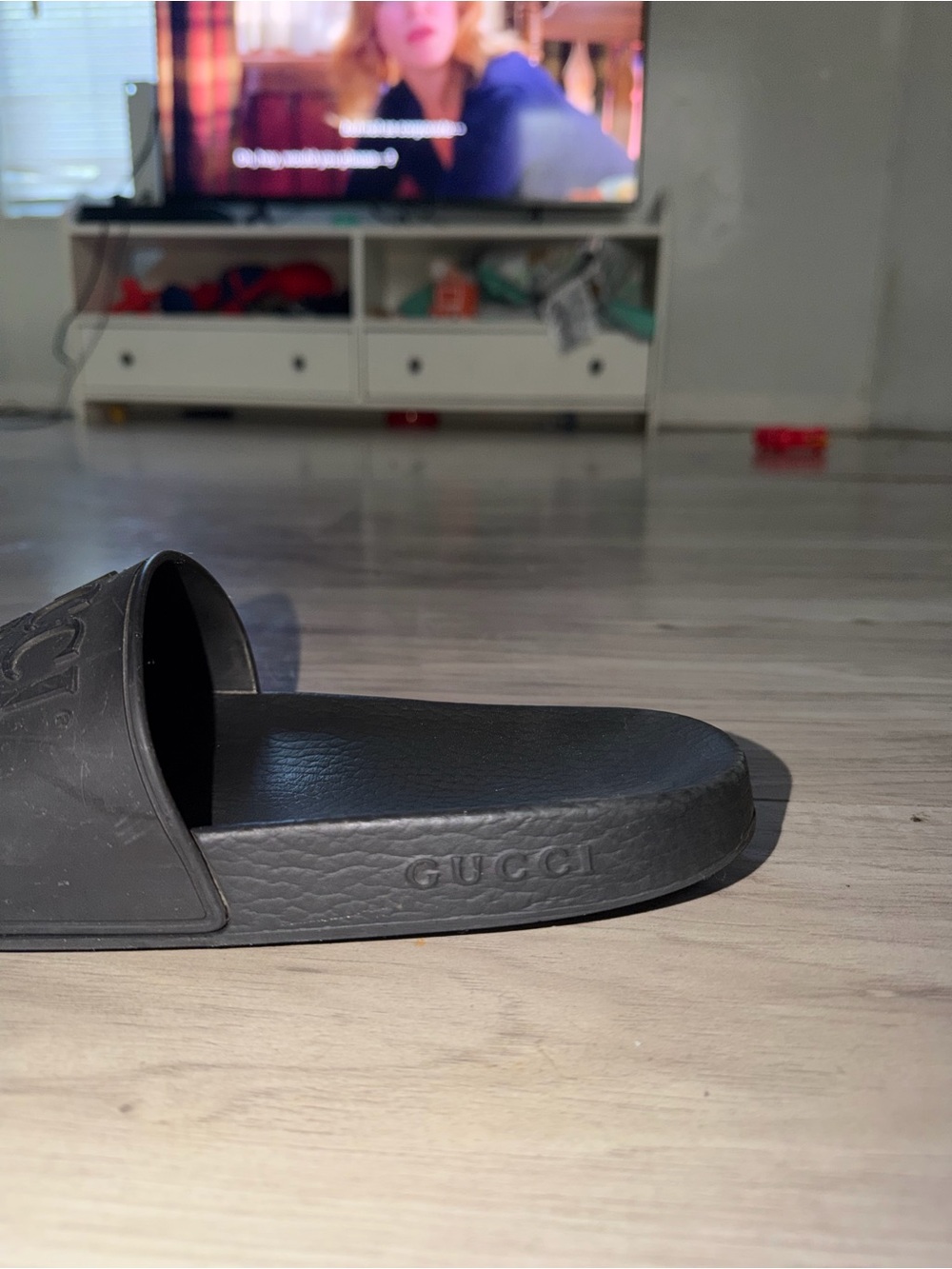 G.ucc! Women's Black Slide Sandals